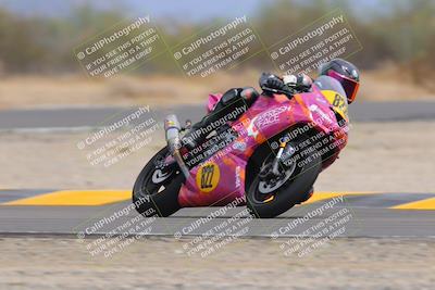 media/Sep-10-2022-SoCal Trackdays (Sat) [[a5bf35bb4a]]/Turn 6 (1140am)/